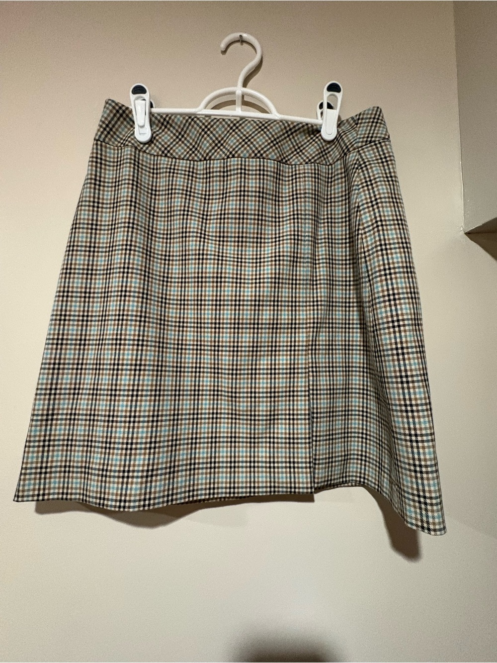 🌸 RW&Co Plaid A-Line Skirt in Beige and Brown
